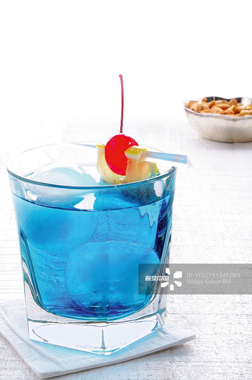 冰与影的交融 摄影中的冷饮美学